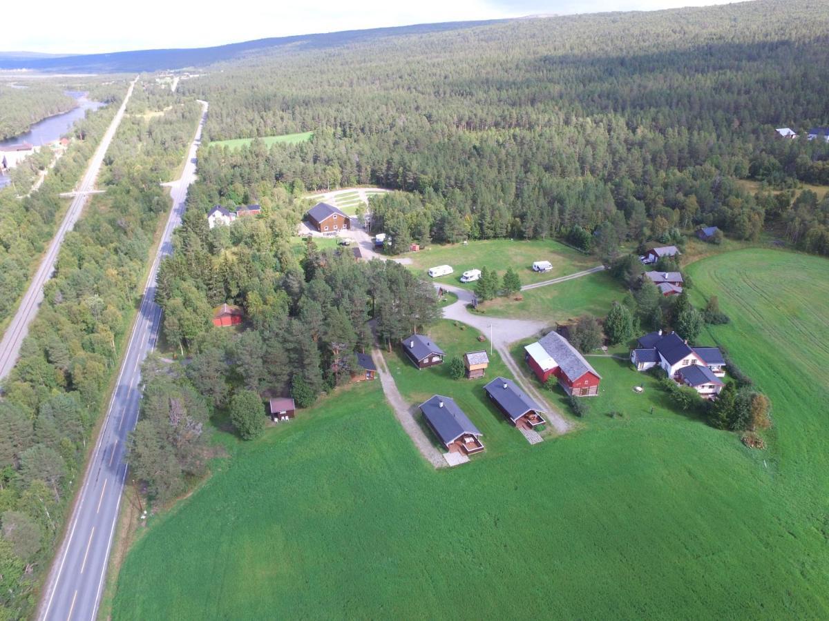 Roste Hyttetun Og Camping Os (Hedmark) Luaran gambar